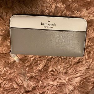 Staci Large Continential Wallet-